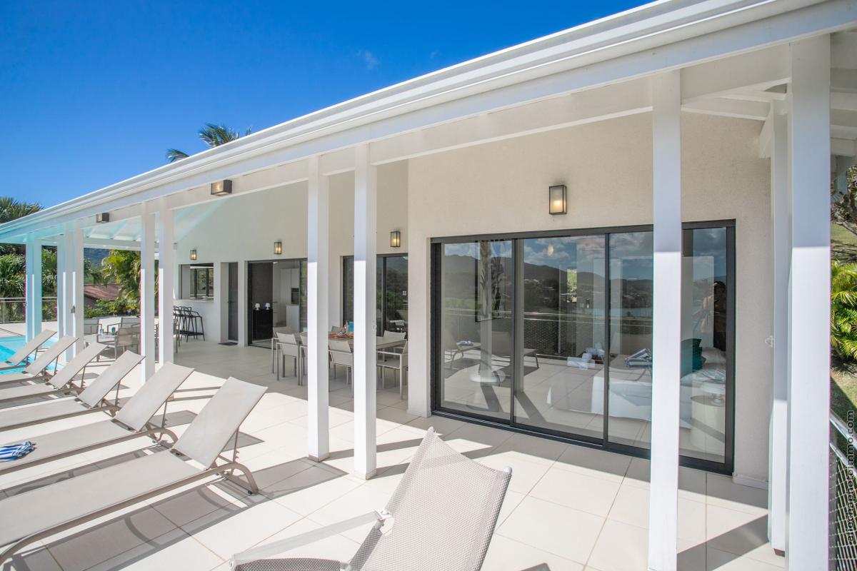 Location_Villa_Les_Trois_Ilets_Martinique_transats (5)